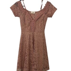 Mini pink lace dress